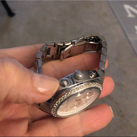 Michael kors chronograph silver watch - Picture 5 of 5